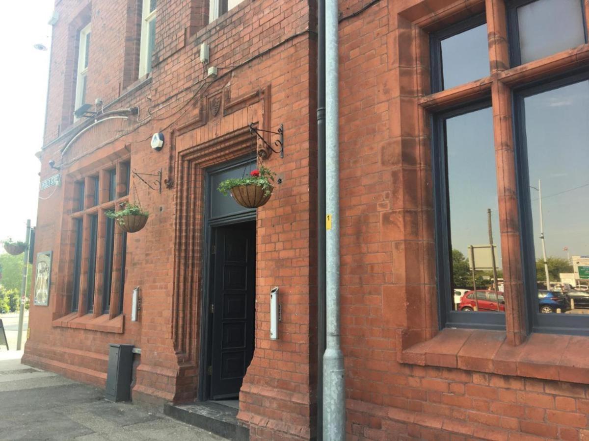 The Royal Hotel Crewe, A Brilliant Collection, Powered By Oyo Экстерьер фото