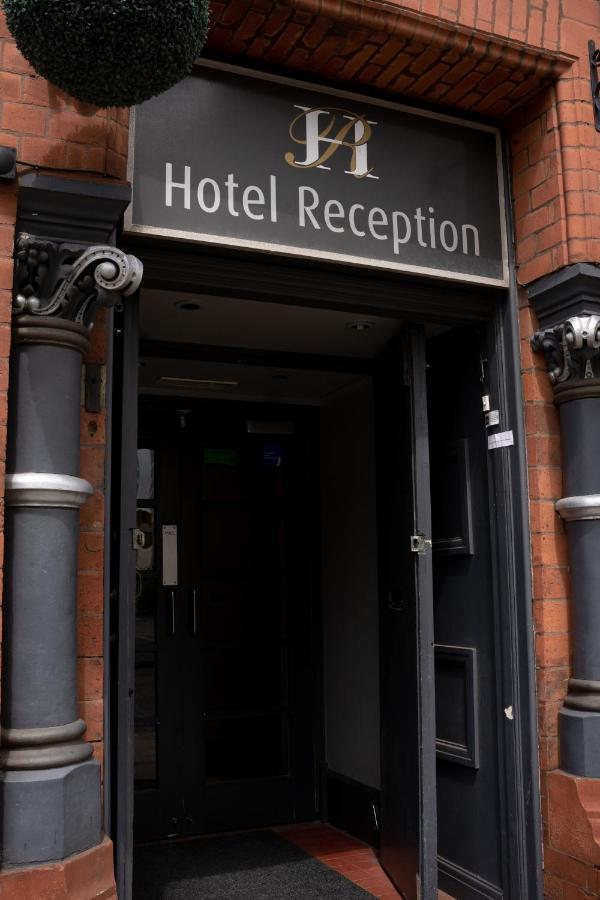 The Royal Hotel Crewe, A Brilliant Collection, Powered By Oyo Экстерьер фото