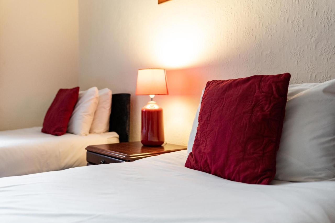 The Royal Hotel Crewe, A Brilliant Collection, Powered By Oyo Экстерьер фото